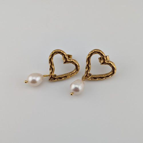 Gold Heart and Pearl Earring