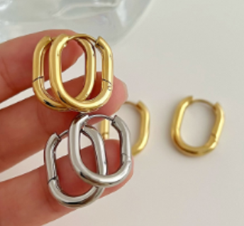 Gold Clasp Loop Earring